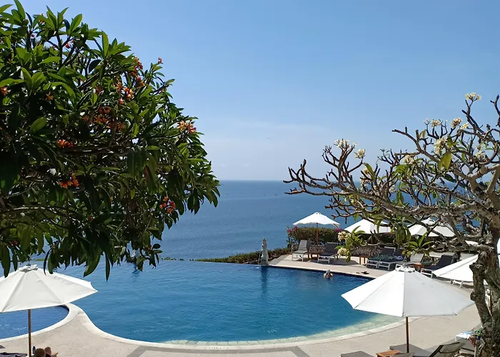 Blue Point Bay & 4* ウルワツ